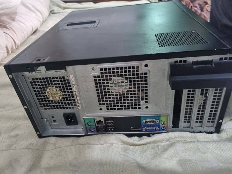 Dell Optiplex 790 core I3 2nd gen 2