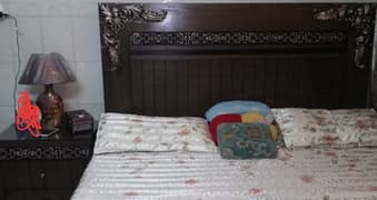 Bed without Mattress Side Tables Dressing Table