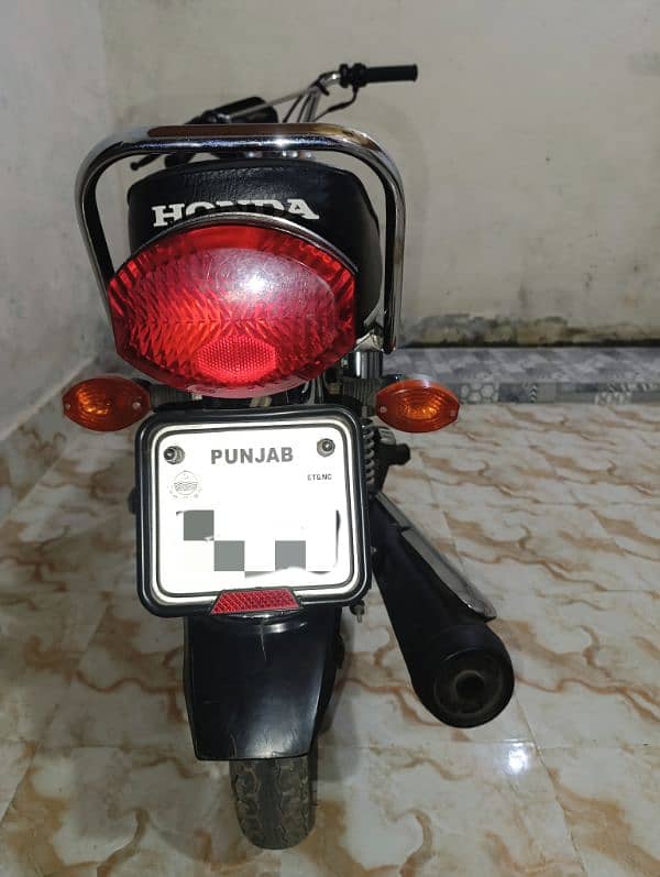 Honda 125 2022 8