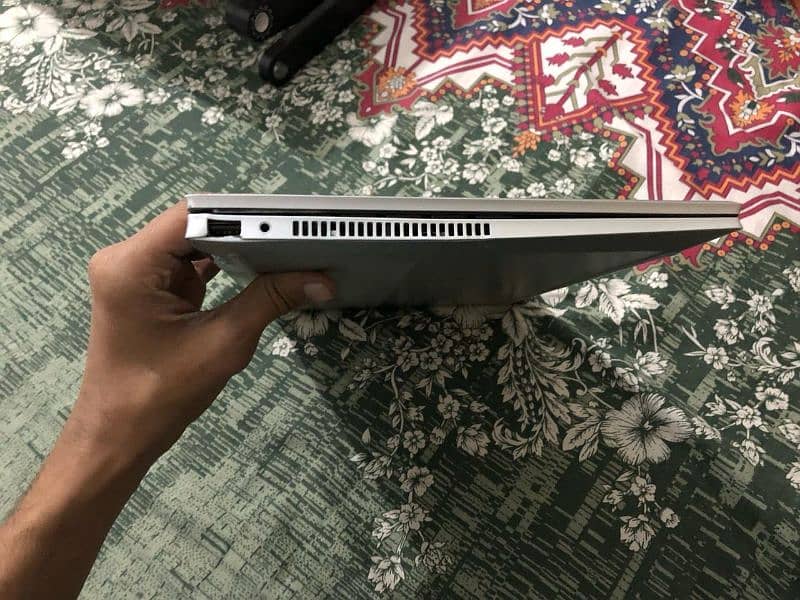 Hp pavilion Touchscreen x360 convertible 1