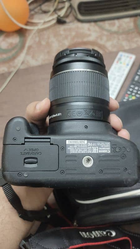 Canon 2000D with Kit lens 2