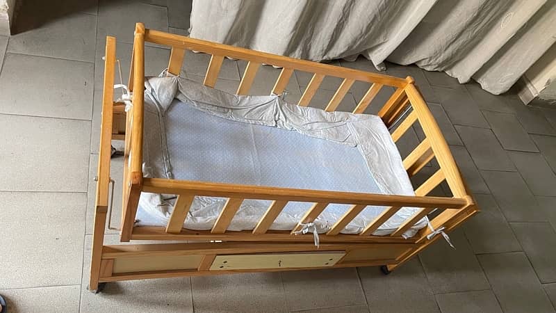 Baby Cot 3