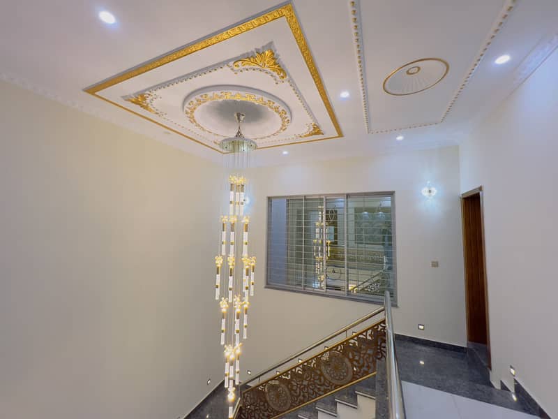 Top-Quality Construction | Luxury Home in Johar Town Phase 2 30