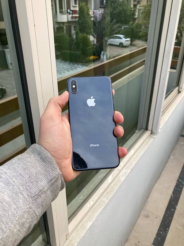 iPhone Xsmax 1