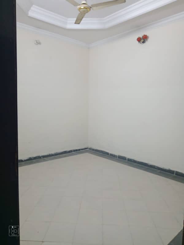 Ground portion for rent wiba street 4