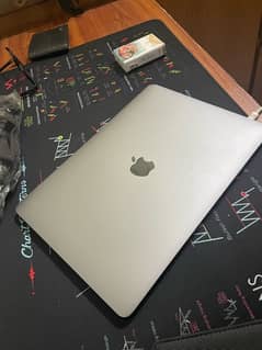 MacBook