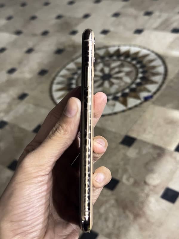 iphone 11 pro max factory 64 Gb 1