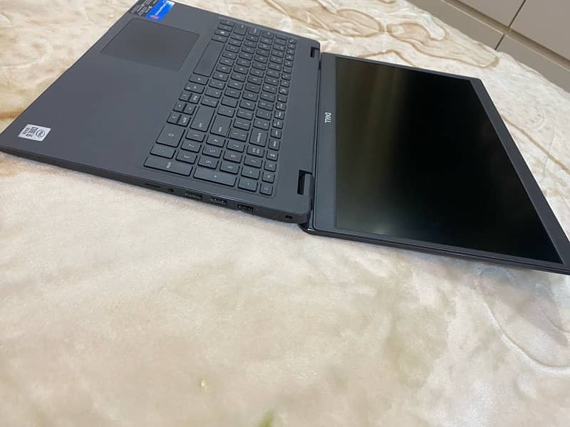 Dell latitude 3510 Core i5, 10th generation 3