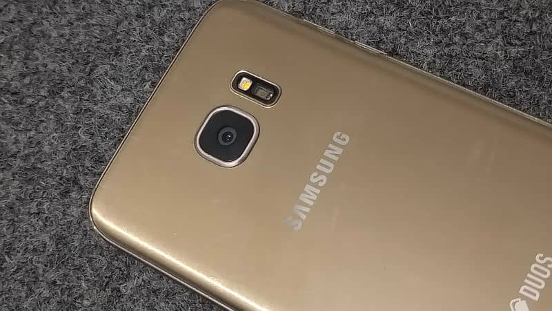 Samsung s7 edg 8