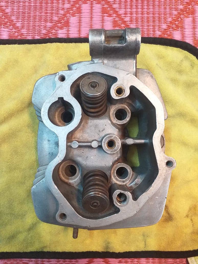 Honda CG 125 1987 Engine Head E-7 Code 4