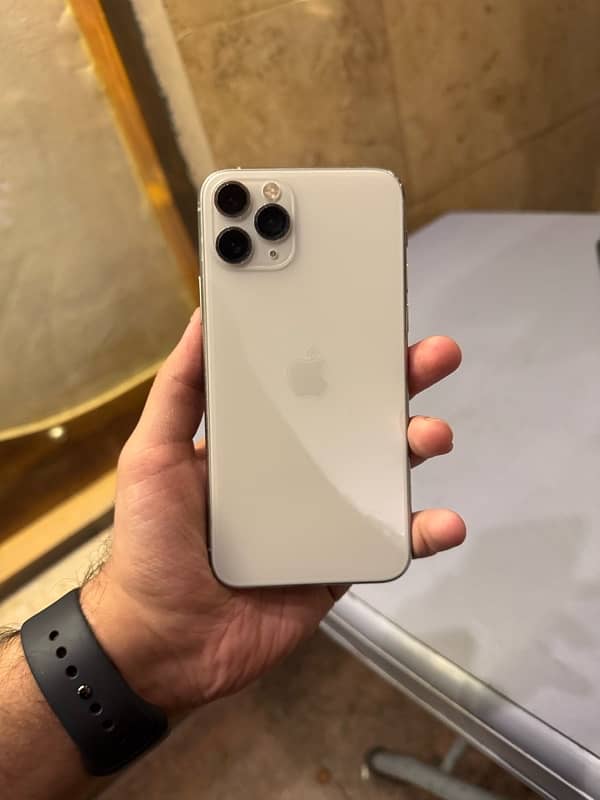 good condition iphone 11 pro pta approved 0