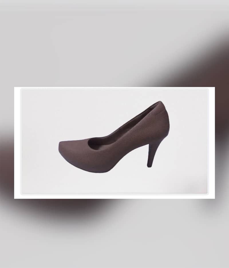 Leftover  Heels  in discounted price 6