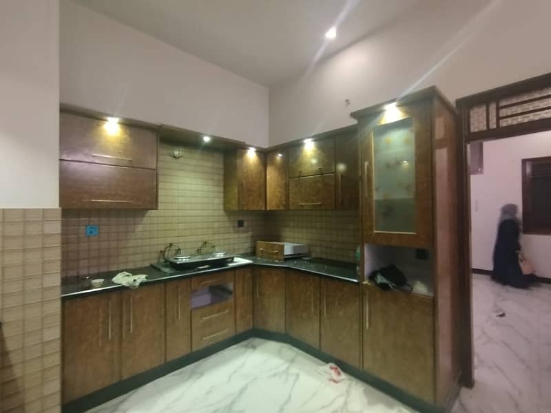 200 Sq. Yd. 2 Master Bed Room Lounge Terrace 2nd Floor House For Rent at Kaneez Fatima Society Sector 16A Near By Karachi University Scheme - 33 Karachi . 0