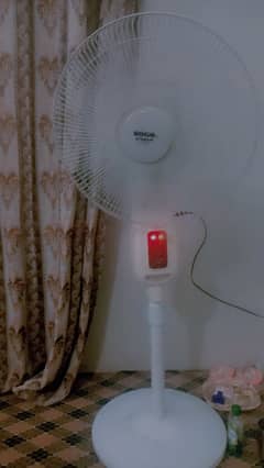 fan all ok h bs battery kharab h iski vrna ye dirc p chl Raha h