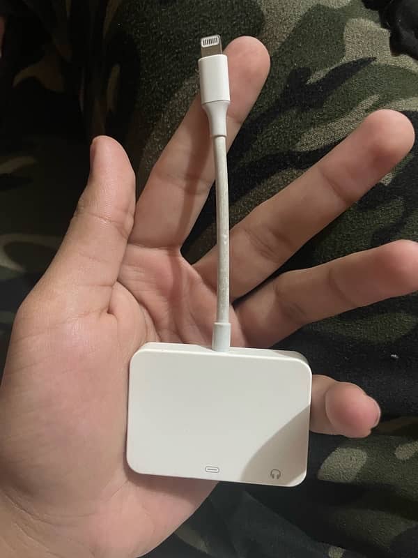 Iphone converter for Sale 2 in 1. Orignal 1