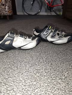 cycling shoes