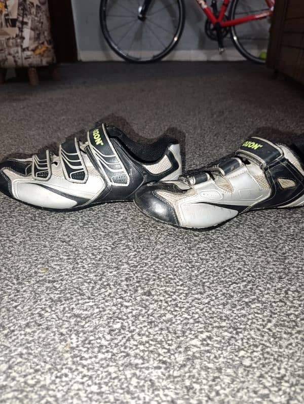 cycling shoes 1