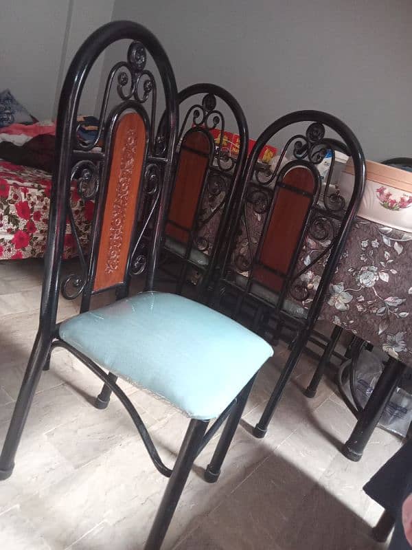 Dinning Table for Sale 3