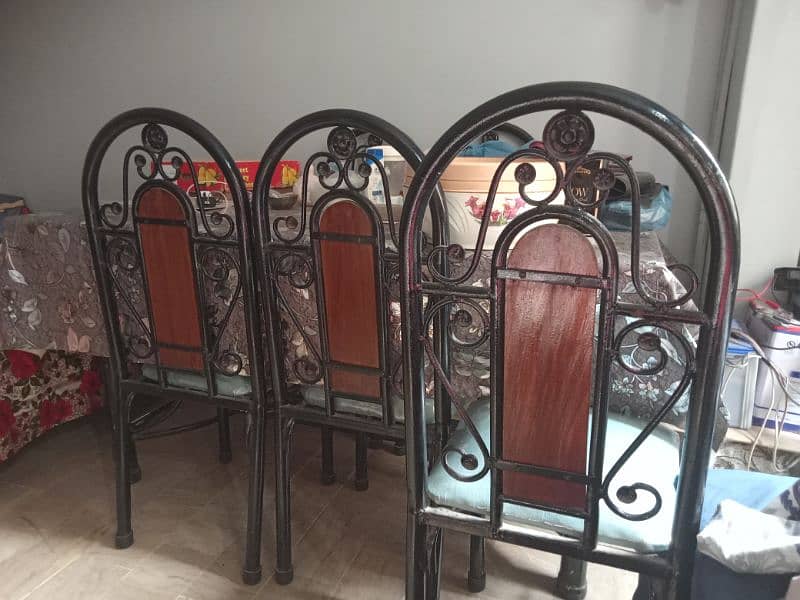 Dinning Table for Sale 4