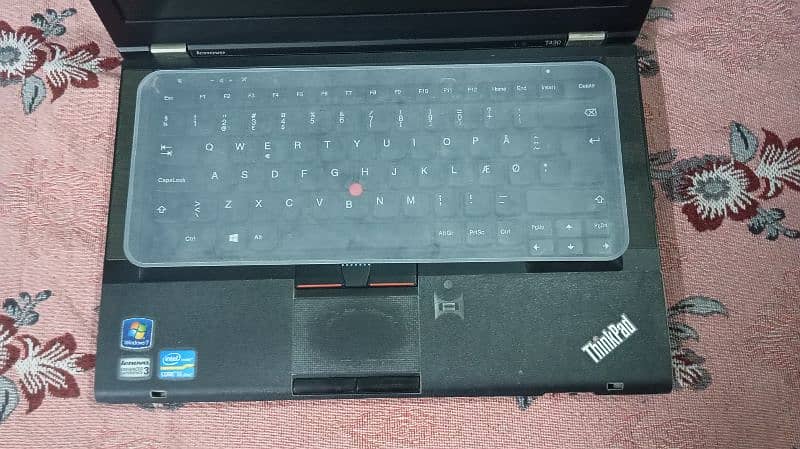 Lenevo ThinkPad T430s Best Condition 3