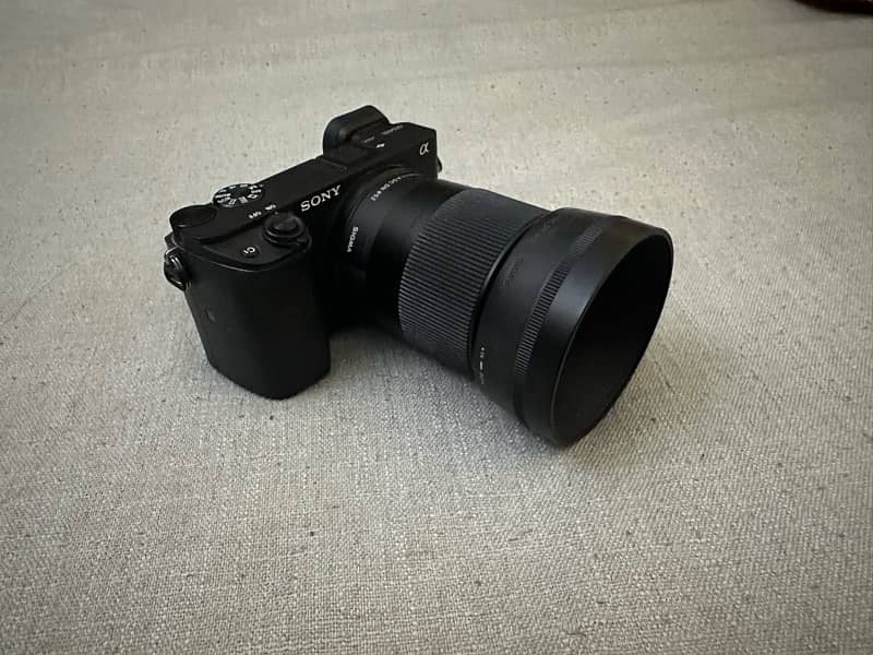 Sony a6400 with kit lens and Sigma 30mm complete accessories 2