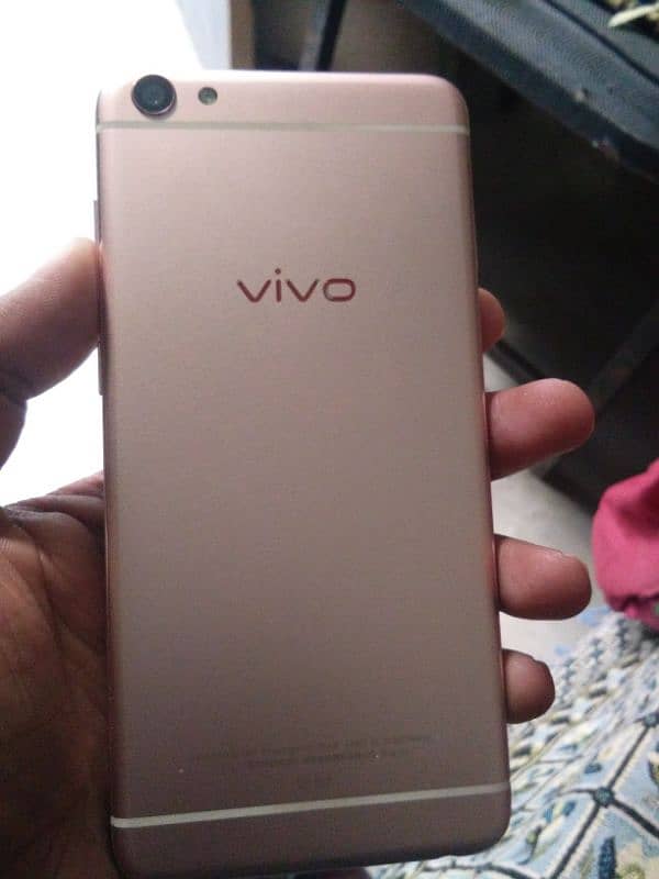 vivo x7 4gb 128gb 10/10.  no open original 3