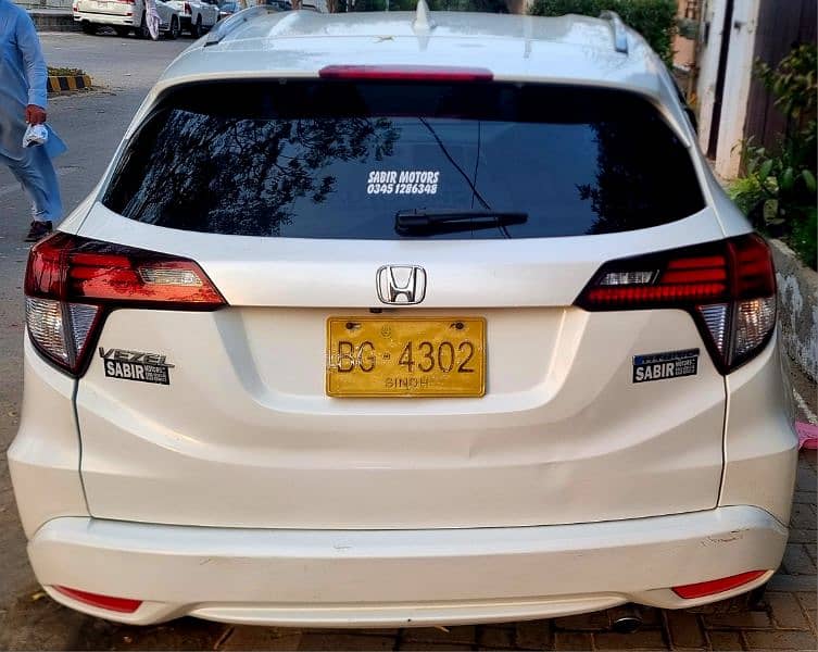 Honda Vezel Z Hybrid 2015 reg 2017 3