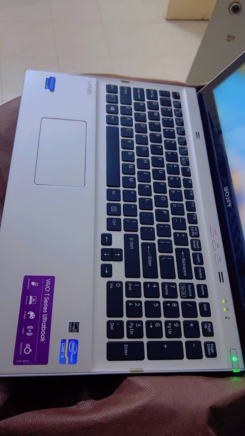 Laptop sony Vaio i 5 10