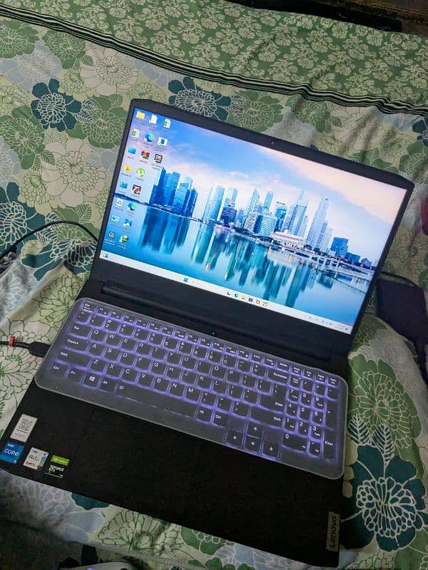 Gaming laptop Lenovo IdeaPad gaming 3.  i5/11 generation 0