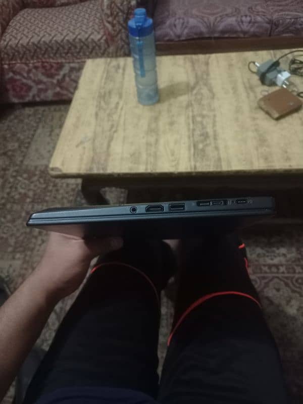 Lenovo Thinkpad x380 9