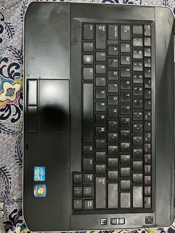 Dell latitude Core i5 2nd Gen 0