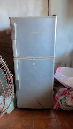 Dawlance fridge all in good and mint condition