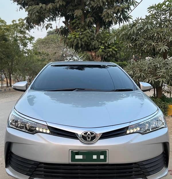 Toyota Corolla Altis 2017 5