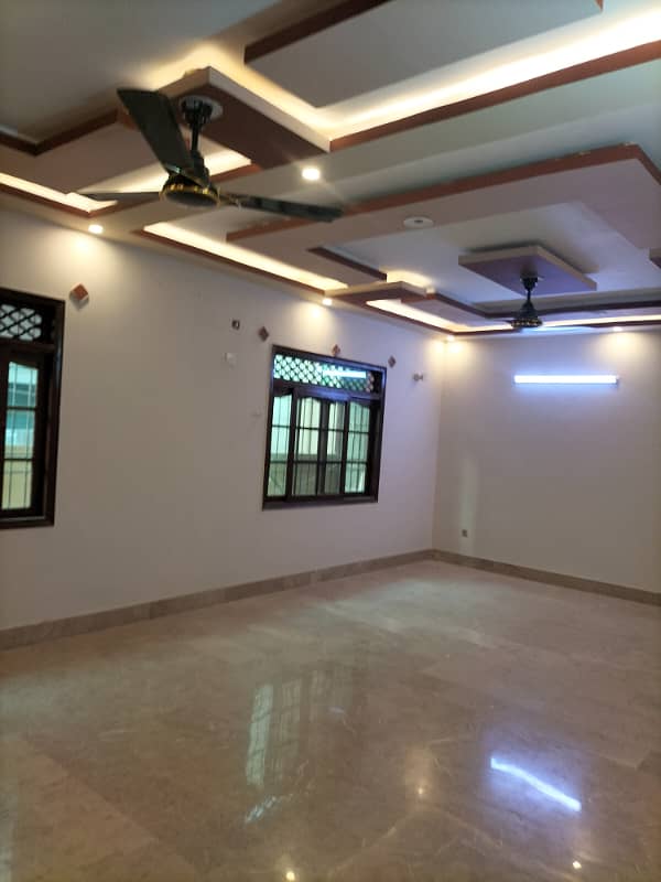 400 sq yards 5 bed dd new portion for rent in kaneez fatima society 4