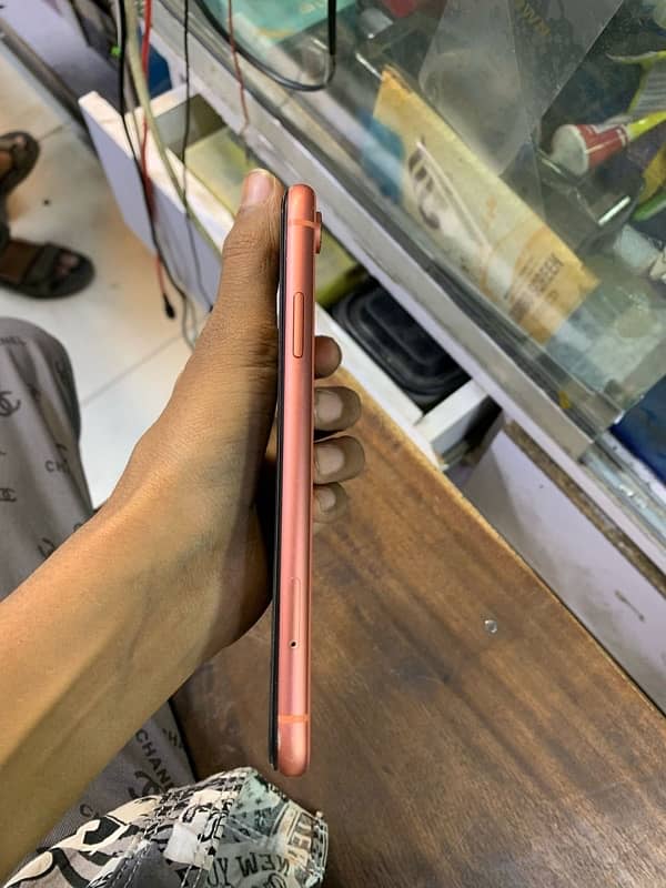 iPhone XR non pta exchange possibly 2