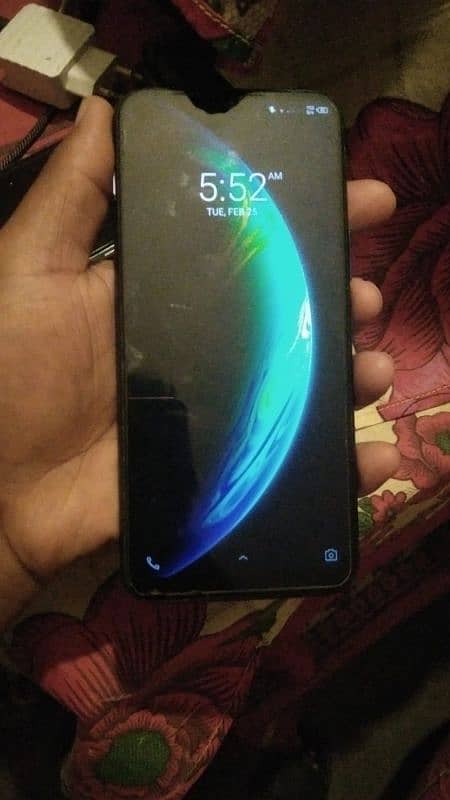 infinix hot 8 4\64 bilkul OK all daba charge 5