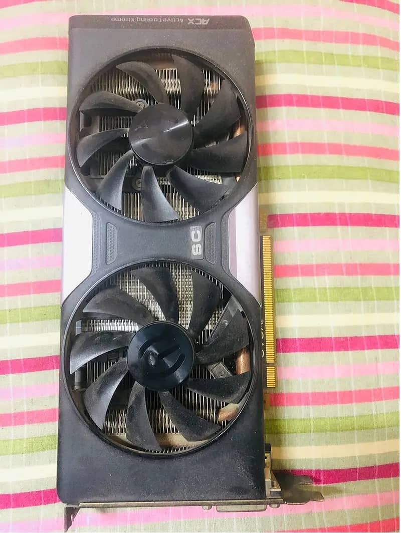 EVGA GeForce GTX 760 4GB w/ EVGA ACX Cooler 0