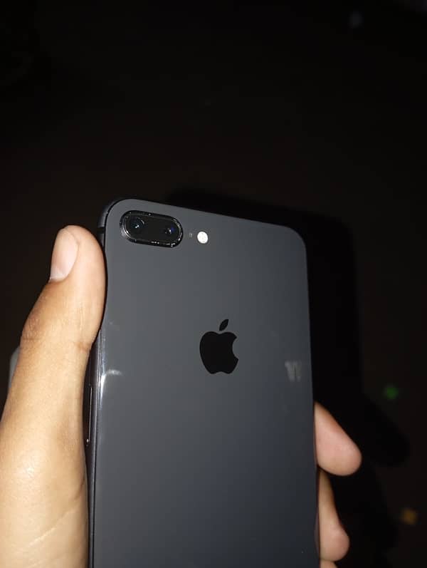 Iphone 8 Plus PTA 2