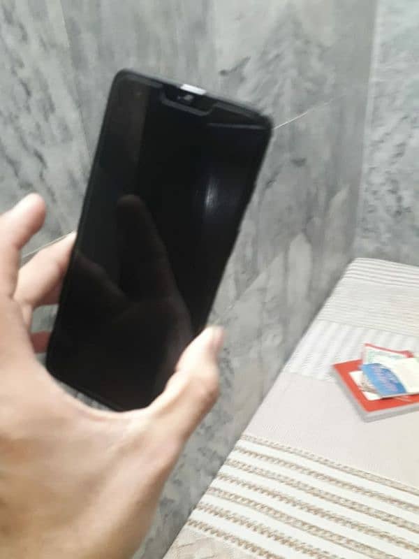 "OnePlus 6 for Sale – 6GB/64GB | Great Condition | Best Price!" 3