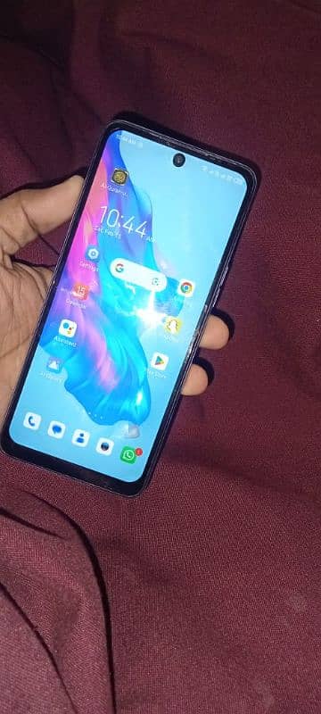 Tecno camen 18t 6ram 128 gb 1