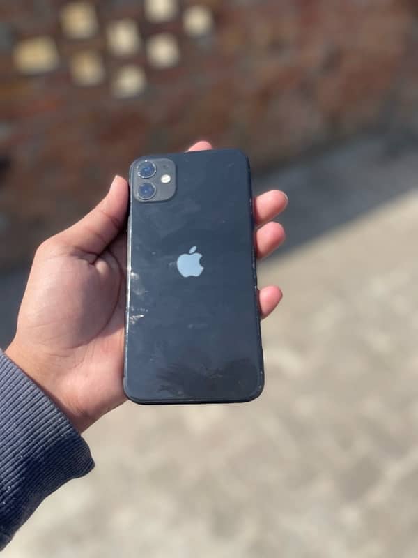 i Phone 11 Non PTA 64GB 82 % battery (jv) Exhnge Possible (okara city) 4