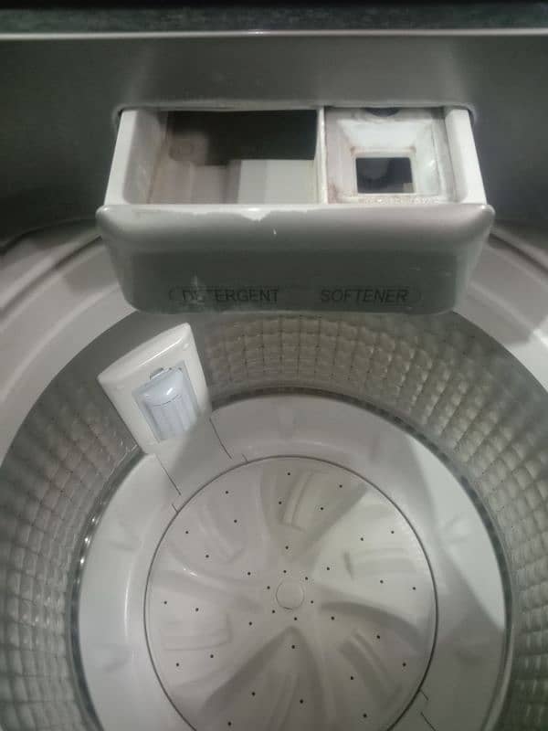 Haier HWM 150-826 automatic full size perfectly working 03248452686 1