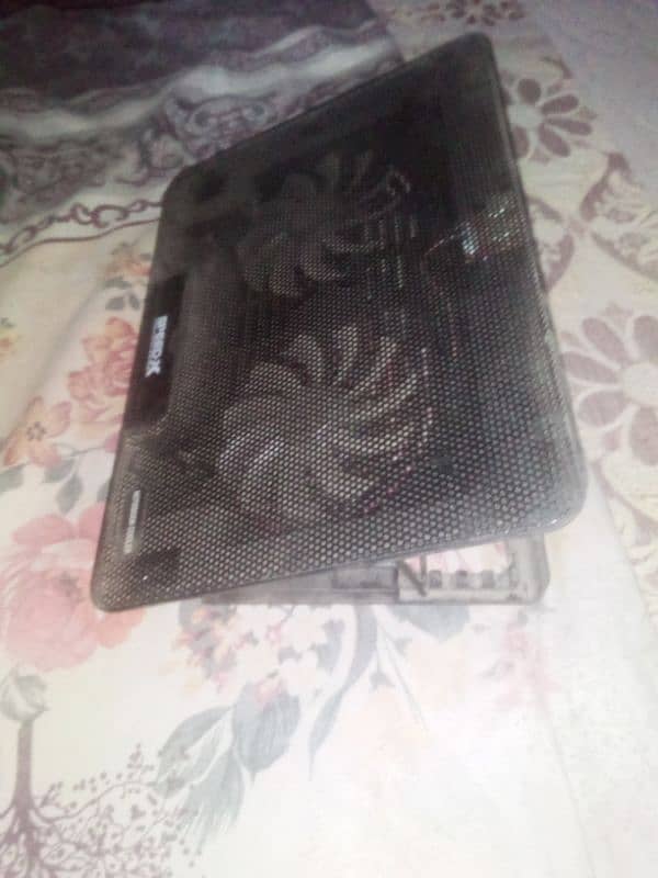 Laptop Cooling Pad new with Box 2 Usb Dc 5 volt 2 Fan system 6
