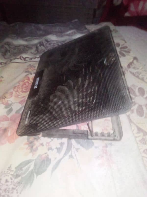 Laptop Cooling Pad new with Box 2 Usb Dc 5 volt 2 Fan system 7