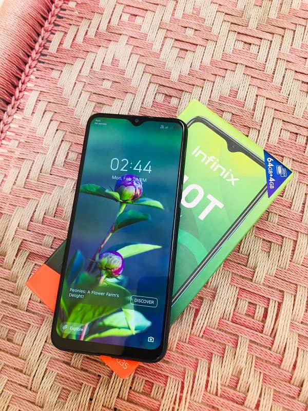 Infinix Hot 10 play 4/64 6