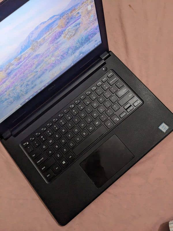 Dell vostro core i7- 7500U, 7 generation. 1