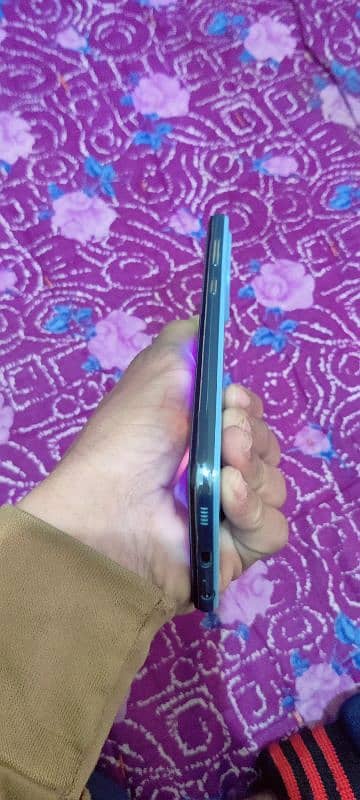 Samsung Galaxy A52 1