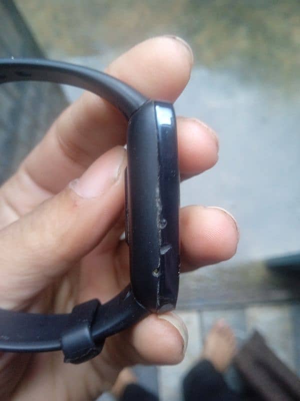 mi band 7 pro 3