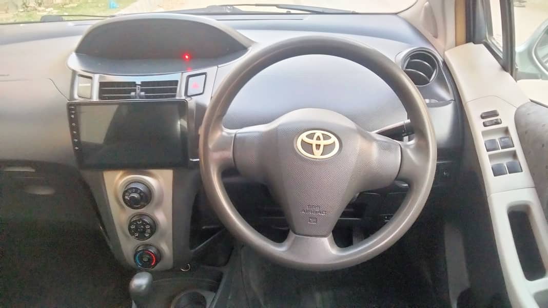 TOYOTA VITZ Automatic Model 2008 Registered 2012 Grey color. 9