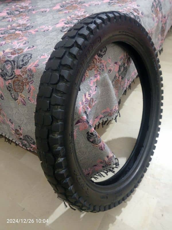 YAMMHA ybr g TYRE RIFFEL 3.00 18 whatsapp 03162359190 11